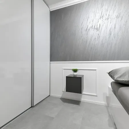 Sigma Exclusive * Zara